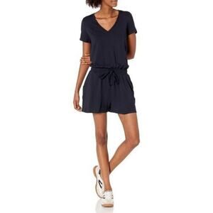 Anthropologie Daily Ritual black romper shorts, size medium, pockets, v-neck